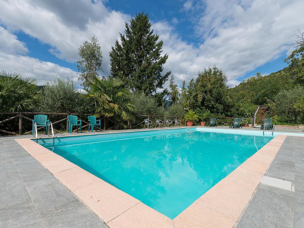 Agriturismo Le Fontanacce Пеша Екстериор снимка